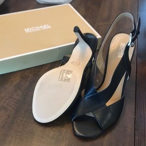 Michael Kors Leather sandal